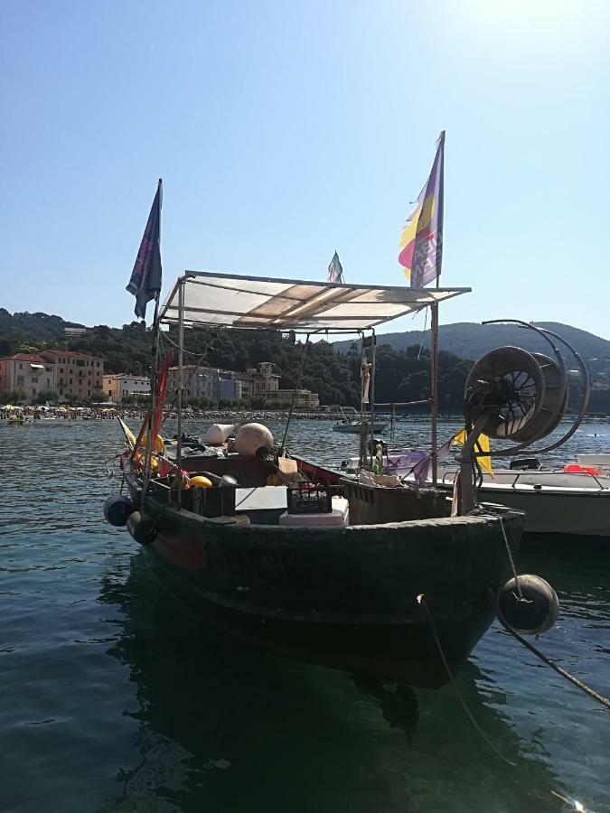 Il Faro Dei Poeti Leilighet Lerici Eksteriør bilde